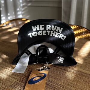 Asics X Salt & Flickers X Saltlake Running Club collab ASICS 5 PANEL CAP, Rare